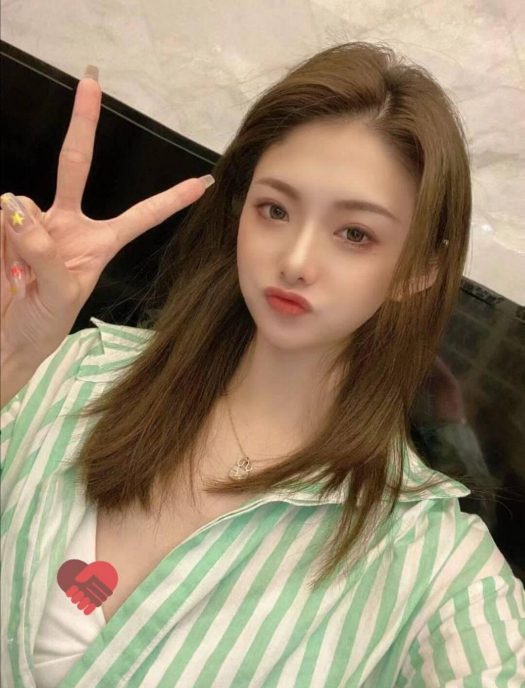 刚刚出来兼职的妹妹